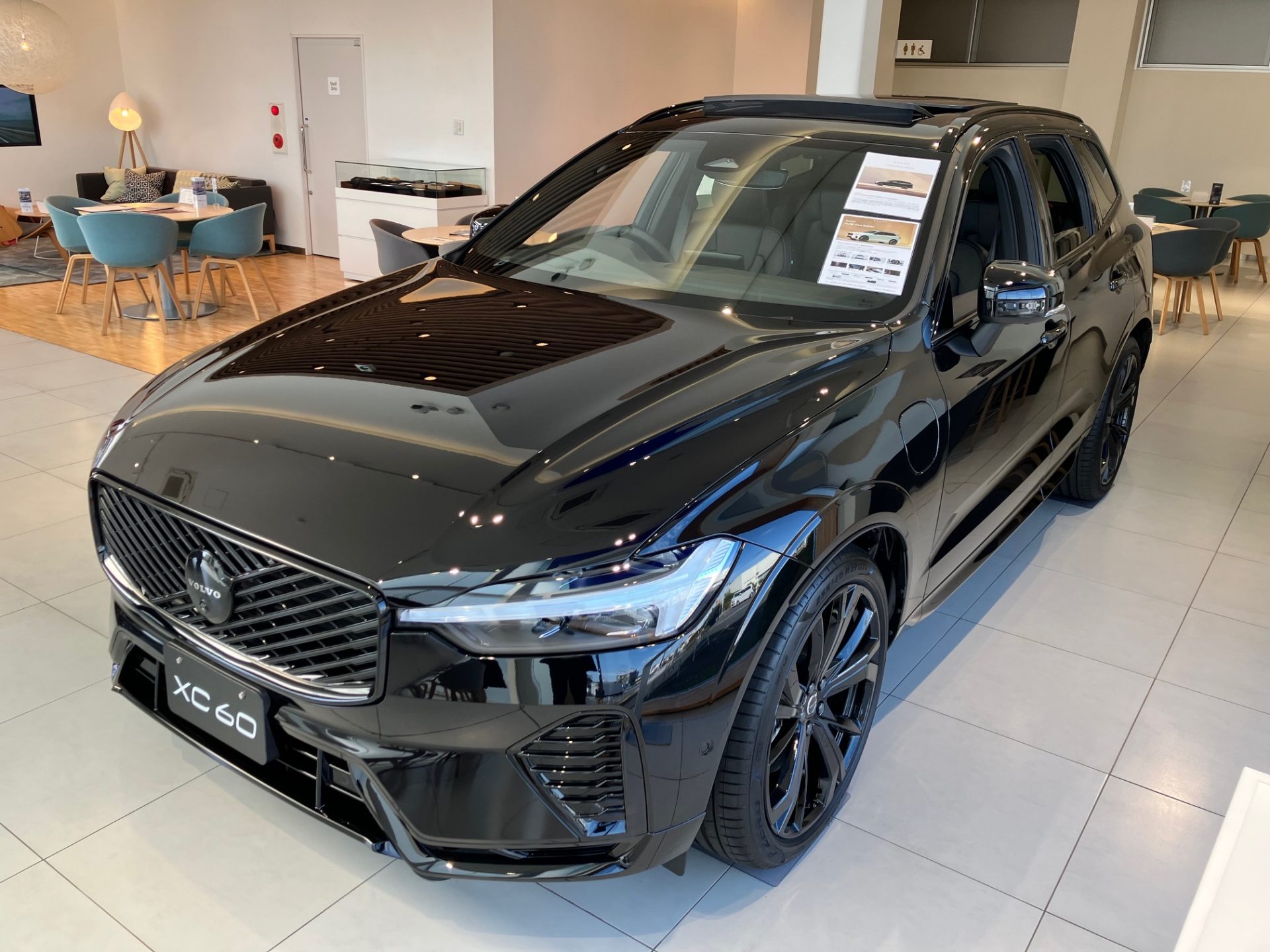 XC60 Ultra T6 AWD plug-in hybrid Black Edition